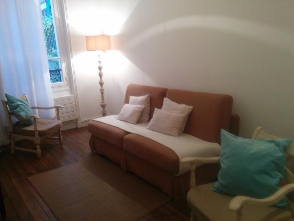 パリ ラ クール デュ サンキエム シャンブル ドット Bed & Breakfast エクステリア 写真