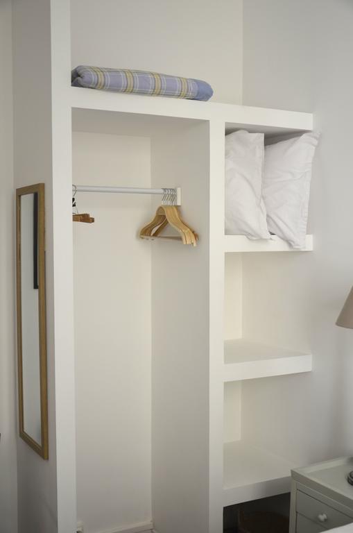 パリ ラ クール デュ サンキエム シャンブル ドット Bed & Breakfast 部屋 写真