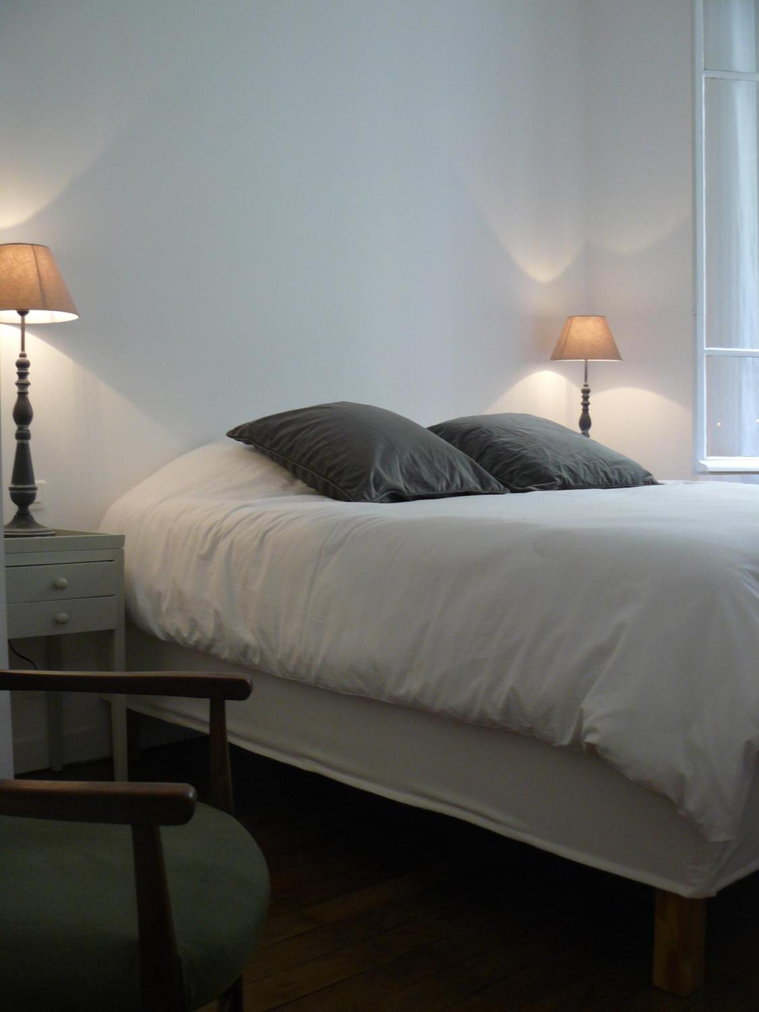 パリ ラ クール デュ サンキエム シャンブル ドット Bed & Breakfast エクステリア 写真