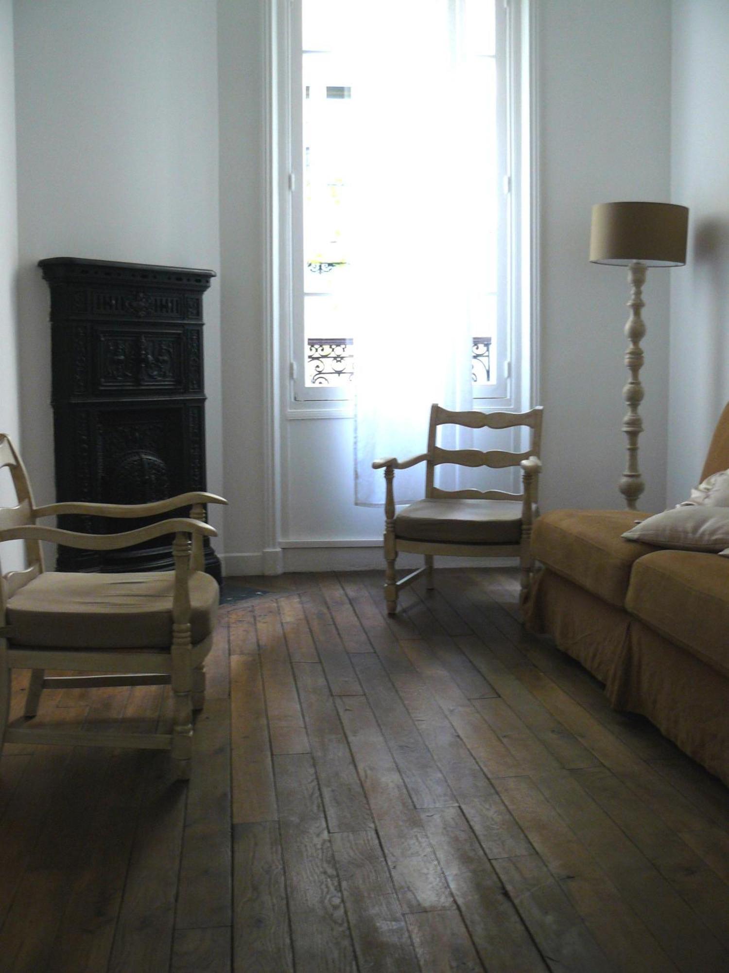 パリ ラ クール デュ サンキエム シャンブル ドット Bed & Breakfast エクステリア 写真