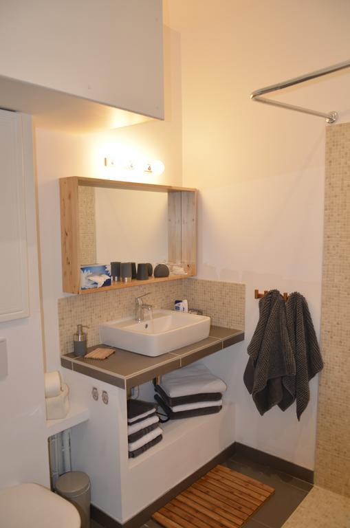 パリ ラ クール デュ サンキエム シャンブル ドット Bed & Breakfast 部屋 写真